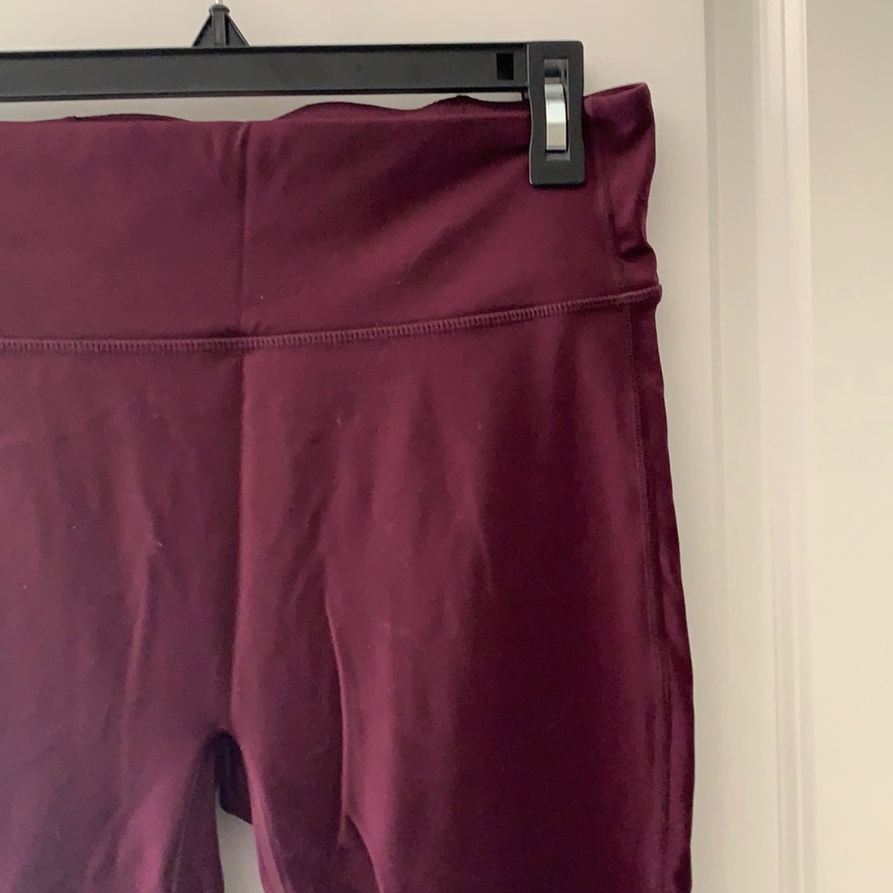 NWOT Maroon Fabletics Leggings